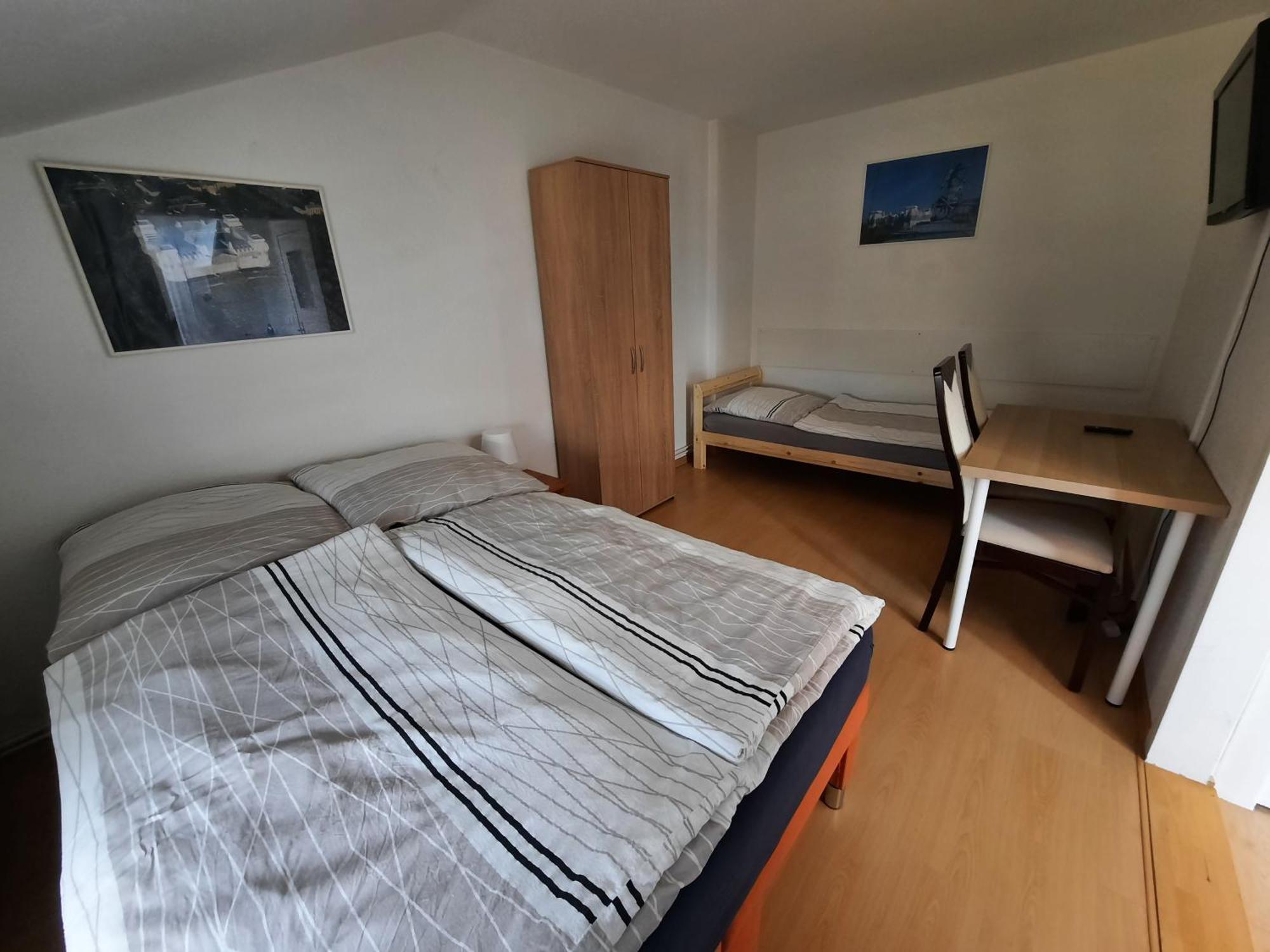 Fewo3-1 Zim-2 Einz Bett-2 Pers-Kueche-Dusche Wc Berlin Exterior photo